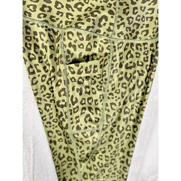 GapFit Sculpt Revolution High-Waisted Leopard Print Leggings - Size Large - Picture 4 of 12